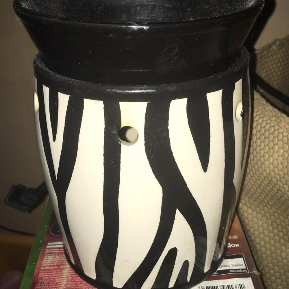 Zebra print scentsy wax warmer